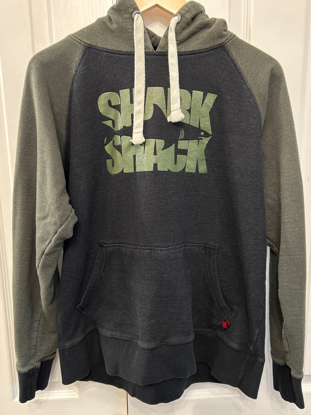Canadian Collective Shark Shack Raglan Graphic Hoodie Green Gray M